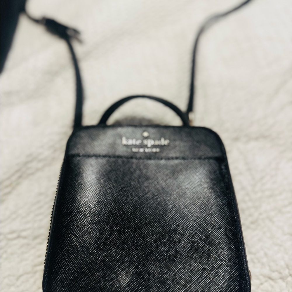 Kate Spade Leather Daisy Vanity Crossbody WKR000312 - Picture 11 of 12